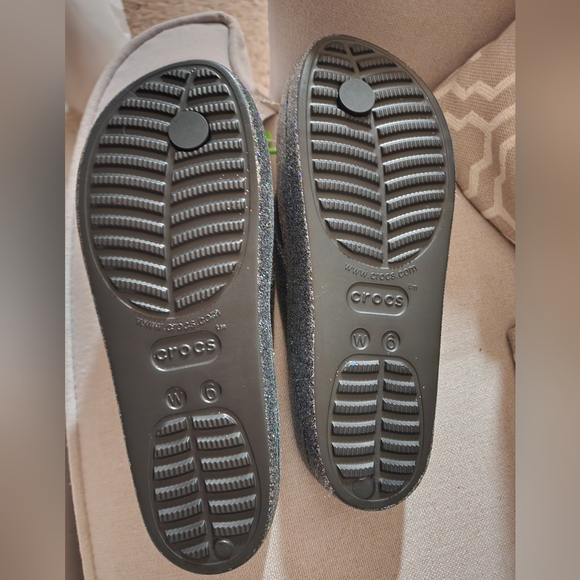 Baya Platform Glitter Crocs - Picture 2 of 4